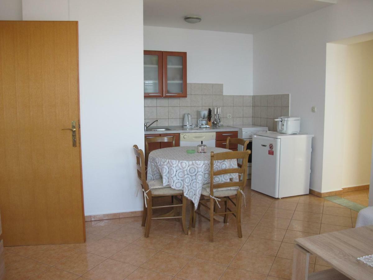 Apartmani Stille Karlobag Kültér fotó