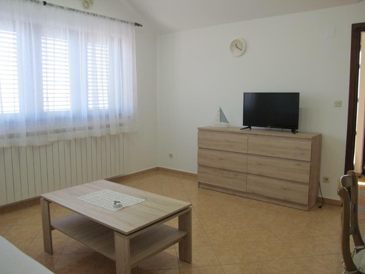 Apartmani Stille Karlobag Kültér fotó