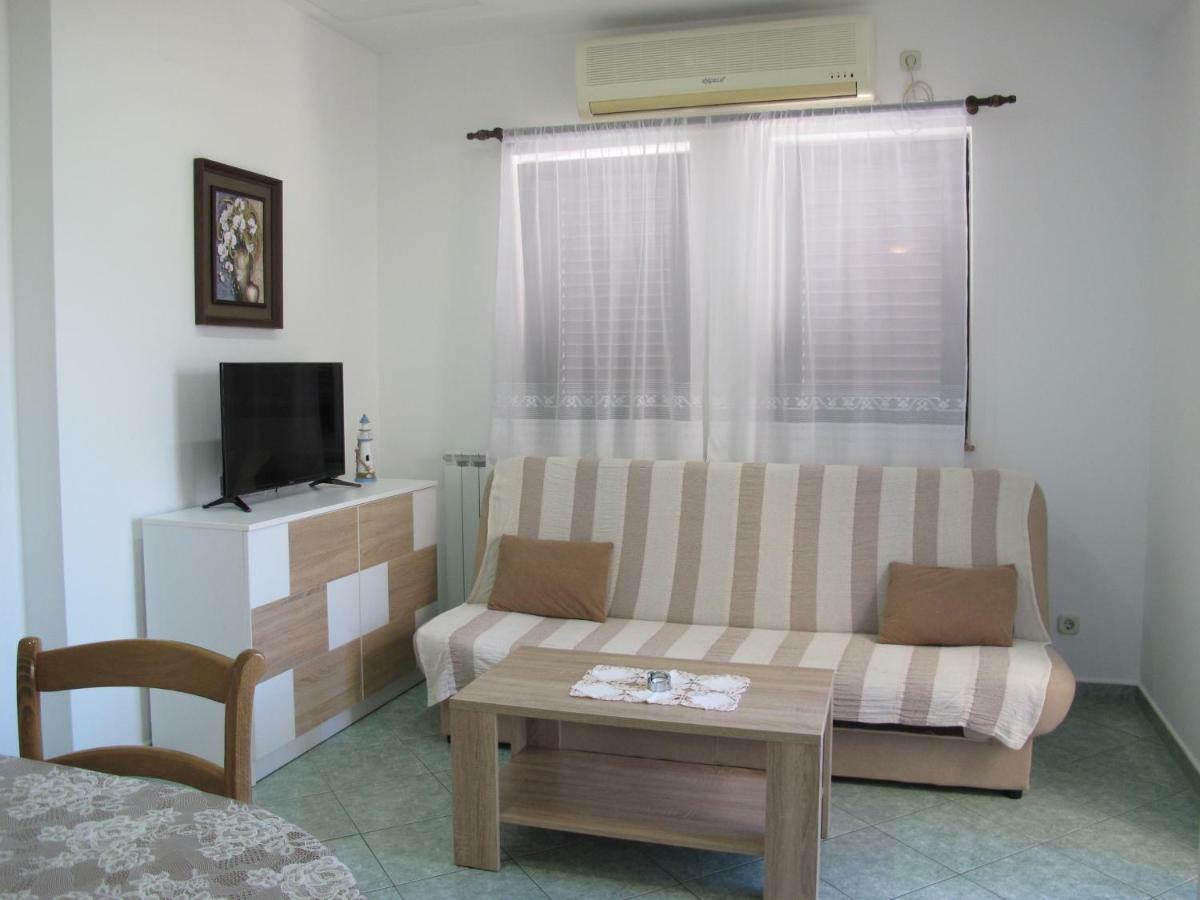 Apartmani Stille Karlobag Kültér fotó